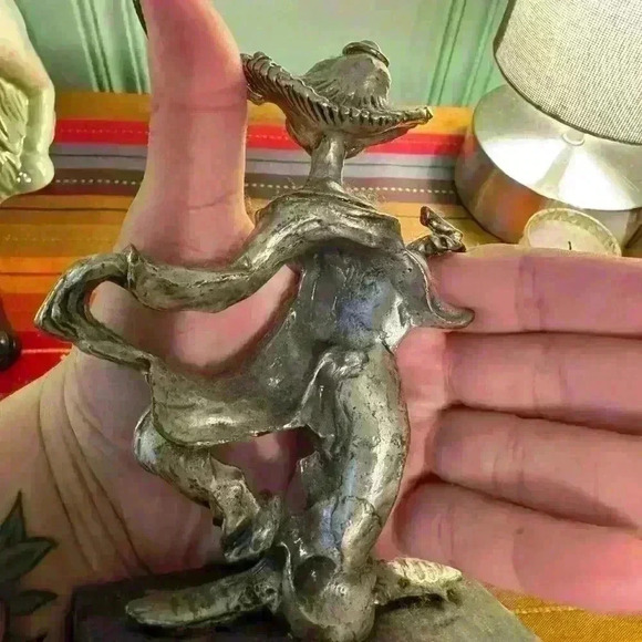 Pewter Clown on Base - Picture 5 of 6